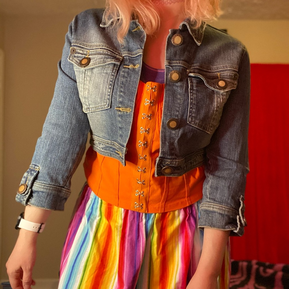 Apple bottoms crop denim jacket